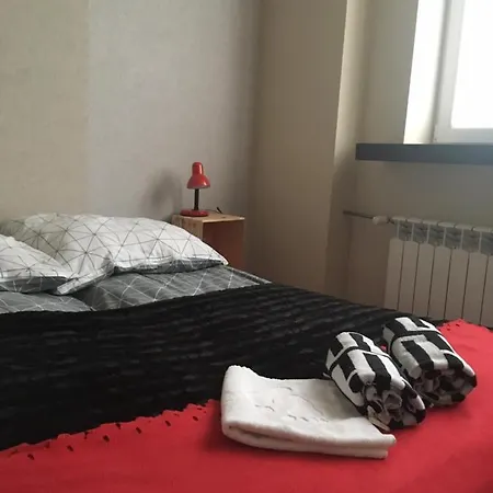 La Luna - Pokoje Goscinne - Plowiecka 35 Varsavia